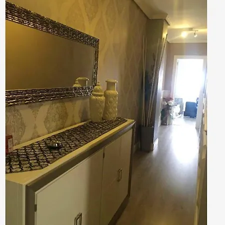 View Apartment: Jacuzzi, Terrace & Proximity Apartment