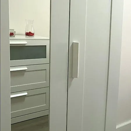 View Apartment: Jacuzzi, Terrace & Proximity Apartment