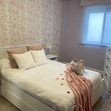 View Apartment: Jacuzzi, Terrace & Proximity *