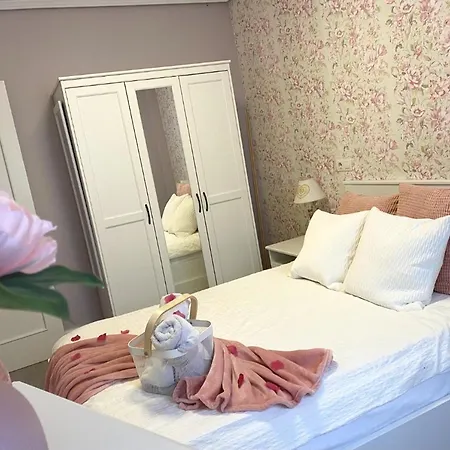 View Apartment: Jacuzzi, Terrace & Proximity Almeria